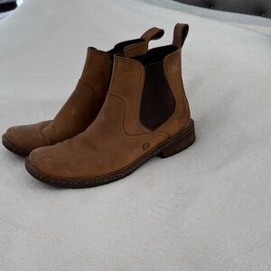 Born Men's Tan Leather Ankle Boots